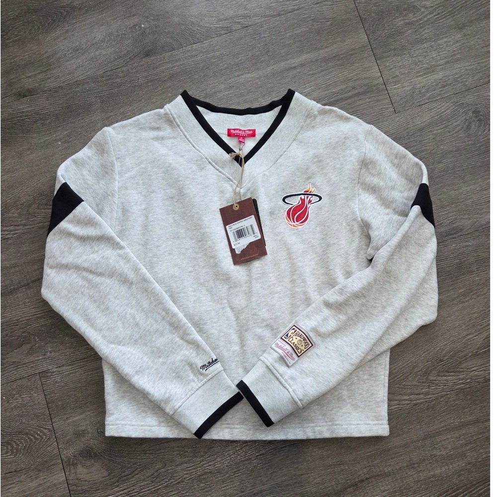 New Mitchell & Ness Miami Heat Sweatshirt Womens Small Gray V-Neck Cropped NBA